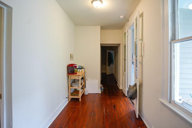 25 George Street D, Charleston, SC 29403