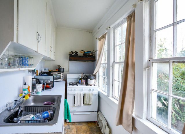 25 George Street D, Charleston, SC 29403