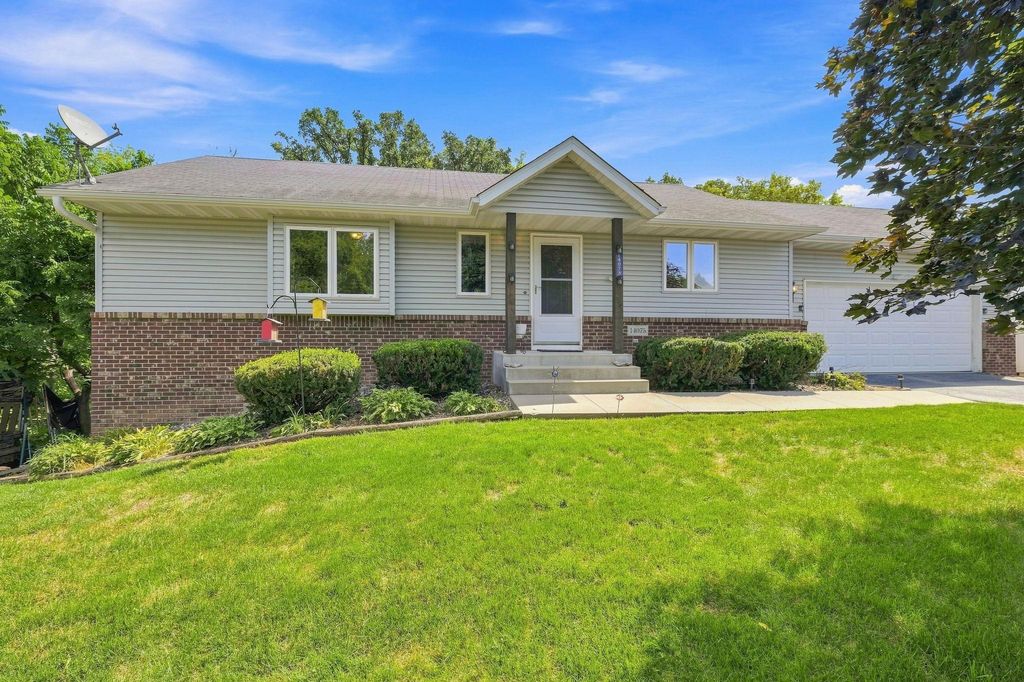 14075 Natchez Avenue, Savage, MN 55378 — exterior