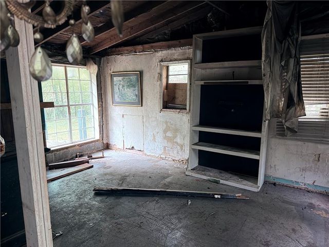 33 Tower Street, Kingston, GA 30145