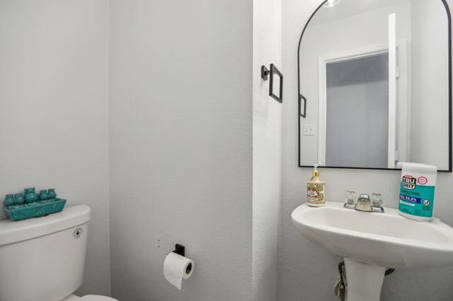 339 Liberty ST, Hutto, TX 78634