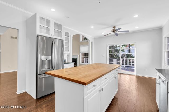 66 Windward Way, Red Bank, NJ 07701