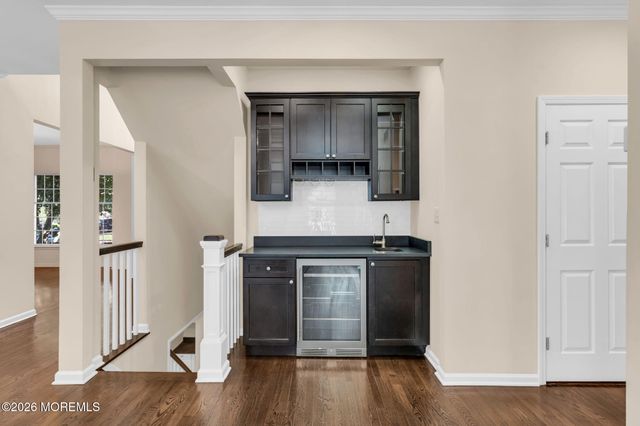 66 Windward Way, Red Bank, NJ 07701