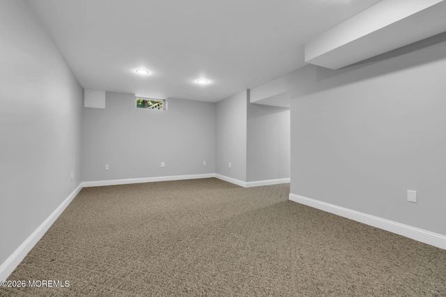 66 Windward Way, Red Bank, NJ 07701