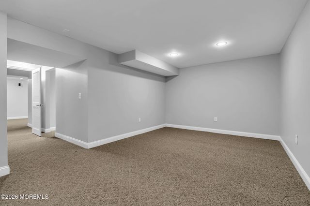 66 Windward Way, Red Bank, NJ 07701