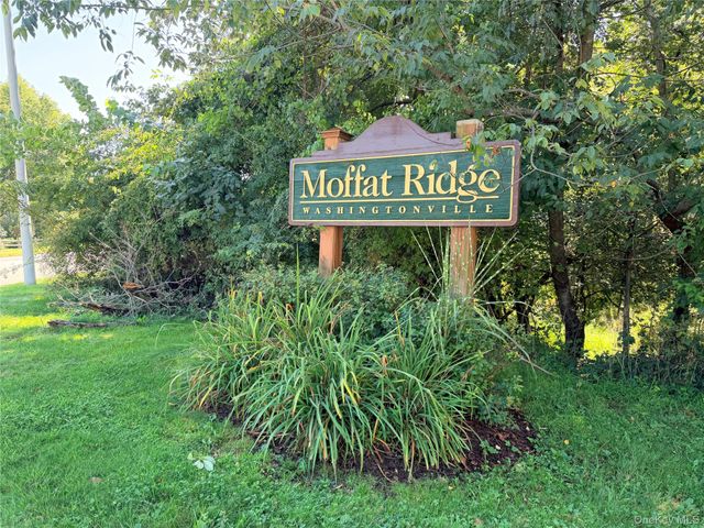 8 Jaques Drive, Washingtonville, NY 10992