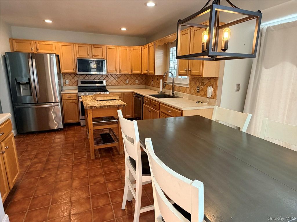 8 Jaques Drive, Washingtonville, NY 10992 — photo 4