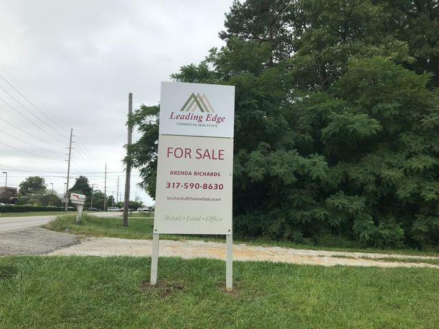 3110 W Smith Valley Road, Greenwood, IN 46142