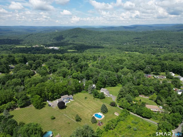 277 Chestnut Land Road, New Milford, CT 06776