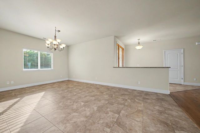 10569 Ridgecrest Dr, Jackson, CA 95642