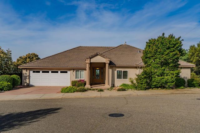 10569 Ridgecrest Dr, Jackson, CA 95642