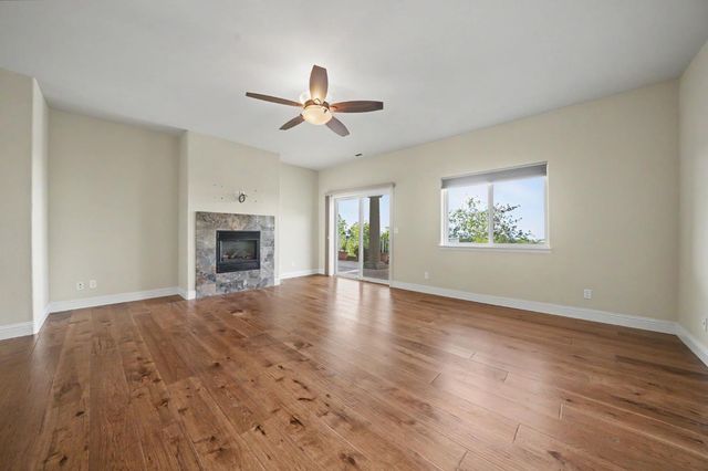 10569 Ridgecrest Dr, Jackson, CA 95642