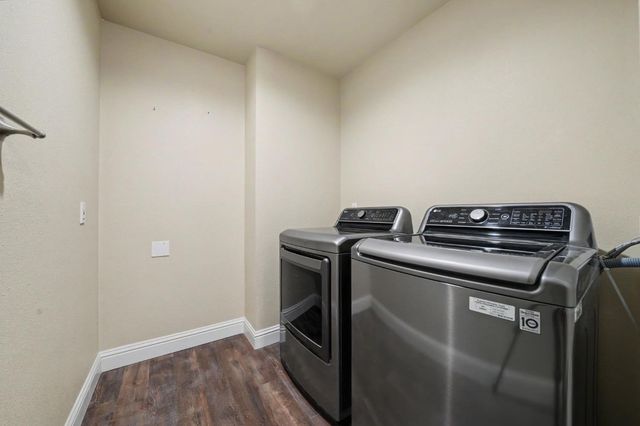 10569 Ridgecrest Dr, Jackson, CA 95642