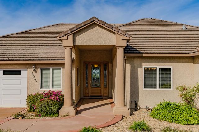 10569 Ridgecrest Dr, Jackson, CA 95642