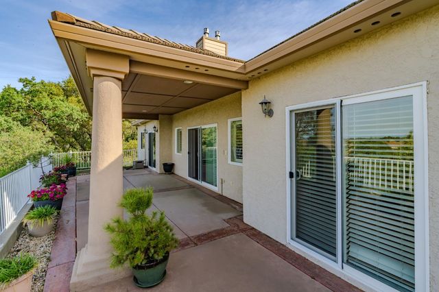 10569 Ridgecrest Dr, Jackson, CA 95642