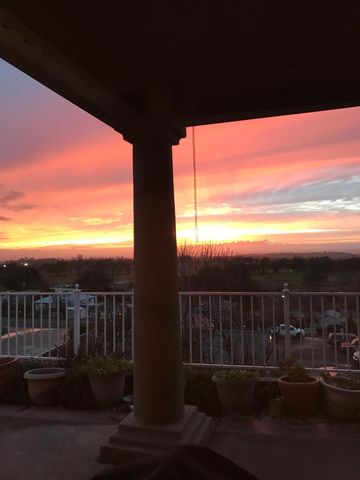 10569 Ridgecrest Dr, Jackson, CA 95642