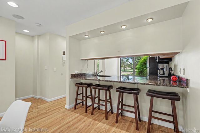 1669 Wimbledon Drive, Walled Lake, MI 48390