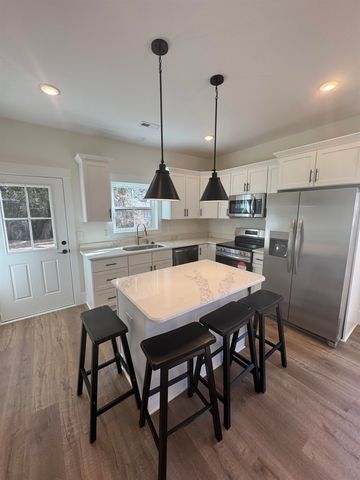 614B Collins St., Myrtle Beach, SC 29577