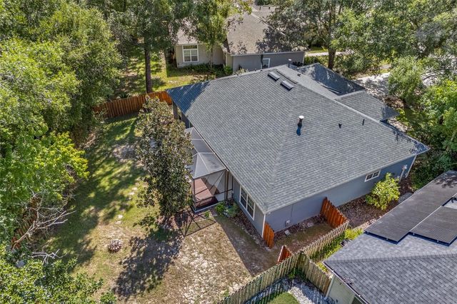 8336 SW 8TH PLACE, Gainesville, FL 32607