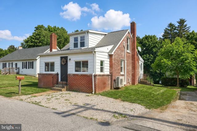 101 S FERN AVE, Dallastown, PA 17313