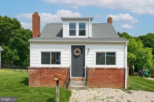 101 S FERN AVE, Dallastown, PA 17313