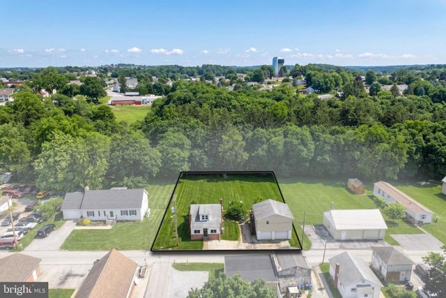 101 S FERN AVE, Dallastown, PA 17313