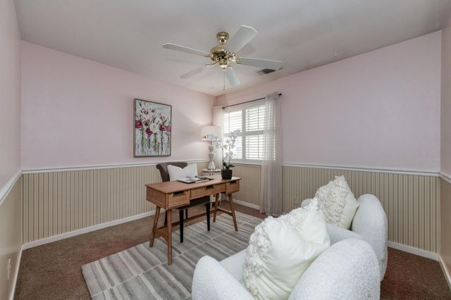 2977 W Pembrook, Fresno, CA 93711
