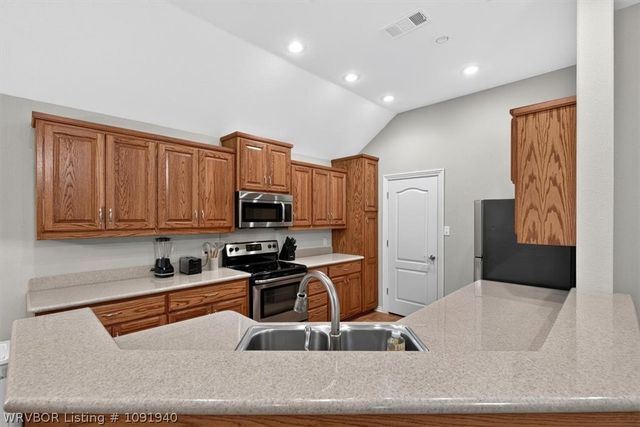 2706 Dyllan Court, Fort Smith, AR 72908