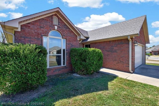 2706 Dyllan Court, Fort Smith, AR 72908