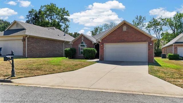 2706 Dyllan Court, Fort Smith, AR 72908
