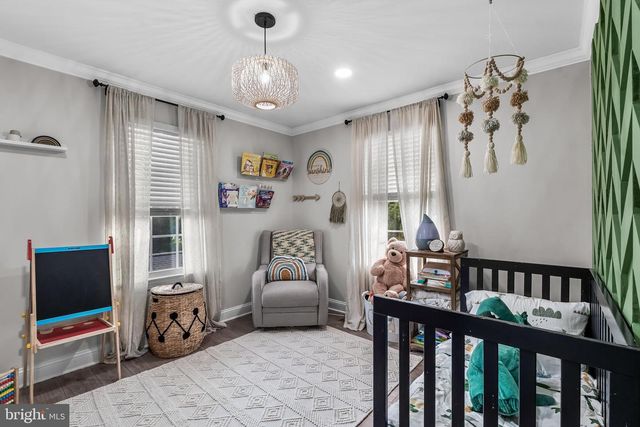 1054 KINGS HWY, West Deptford, NJ 08086