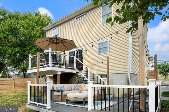 1054 KINGS HWY, West Deptford, NJ 08086