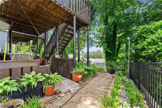 1628 Indian Way, Cumming, GA 30040