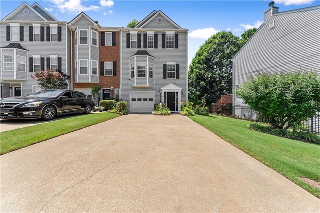 1628 Indian Way, Cumming, GA 30040