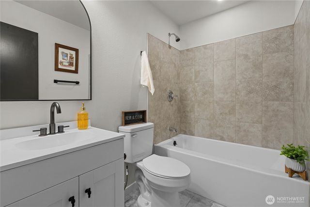 1956 E 65th Street, Tacoma, WA 98404