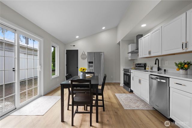 1956 E 65th Street, Tacoma, WA 98404