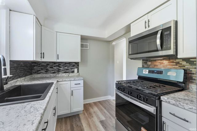5630 Werling Drive, Fort Wayne, IN 46806