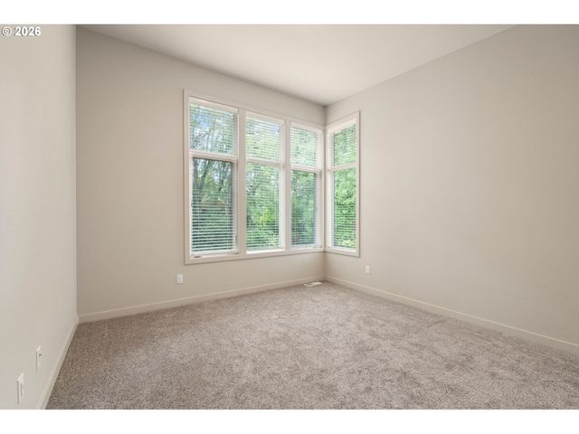3970 Se REEDWAY St, Portland, OR 97202