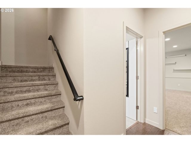3970 Se REEDWAY St, Portland, OR 97202