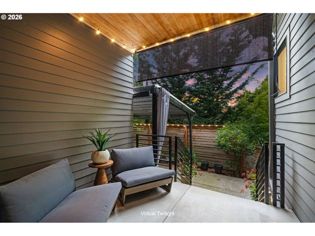 3970 Se REEDWAY St, Portland, OR 97202