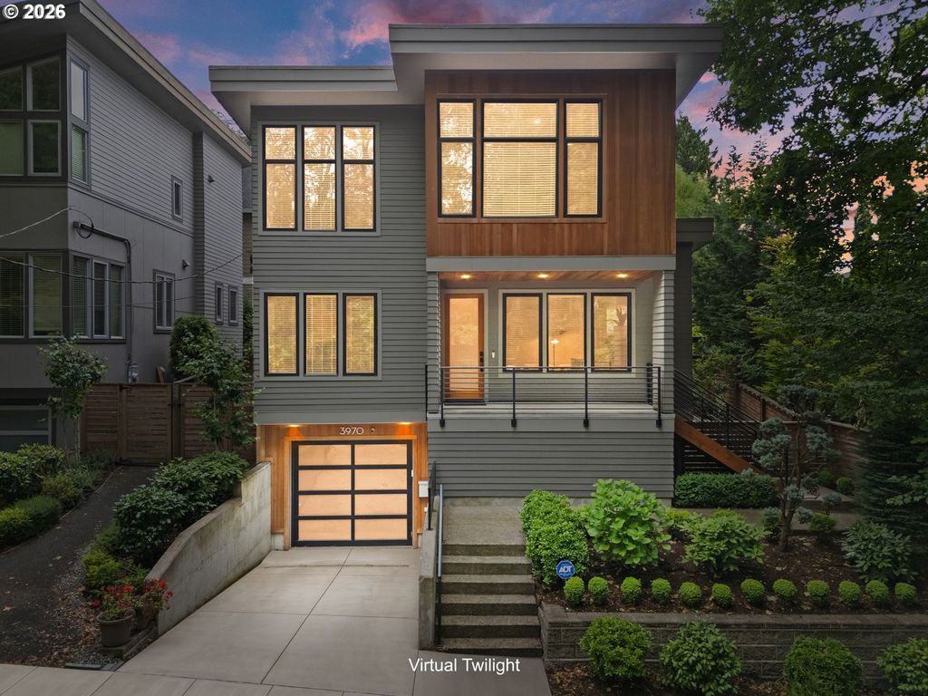 3970 Se REEDWAY St, Portland, OR 97202