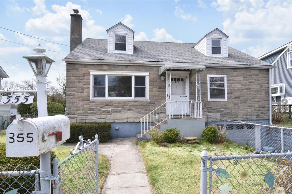355 Upland Avenue, Yonkers, NY 10703
