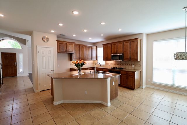 6421 Double Creek Road, Frisco, TX 75035