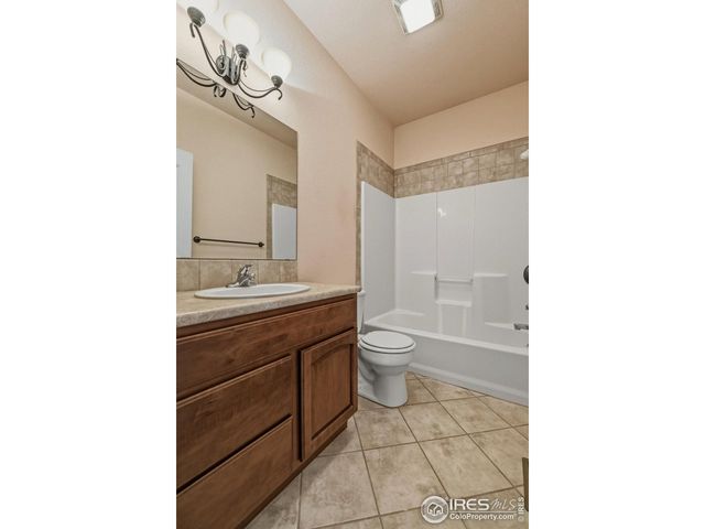 15 Trailside Dr, Fort Morgan, CO 80701