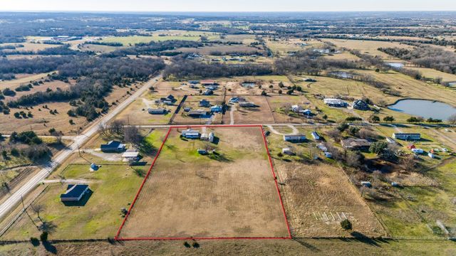 3133 County Road 1105, Celeste, TX 75423