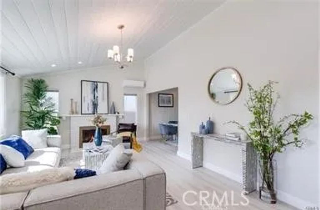 6171 Cleon, North Hollywood, CA 91606