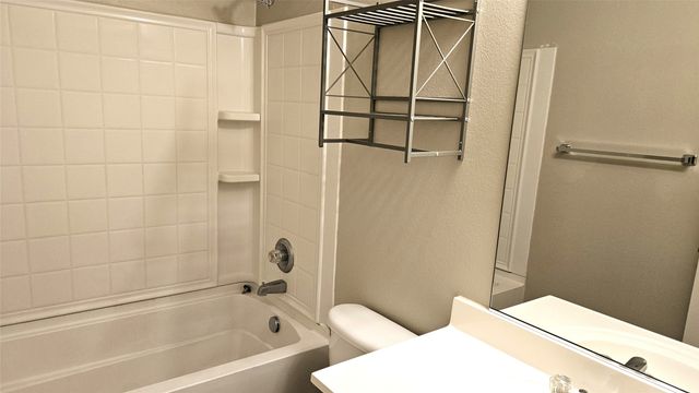 4620 Wolf Ridge Way, Fort Worth, TX 76244