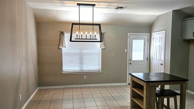 4620 Wolf Ridge Way, Fort Worth, TX 76244