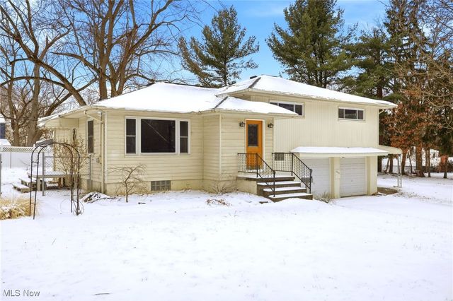 3856 Northview Drive, Stow, OH 44224