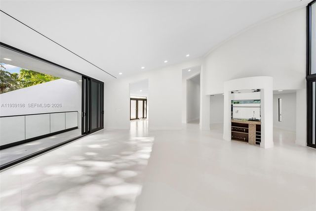 7540 Los Pinos Blvd, Coral Gables, FL 33143